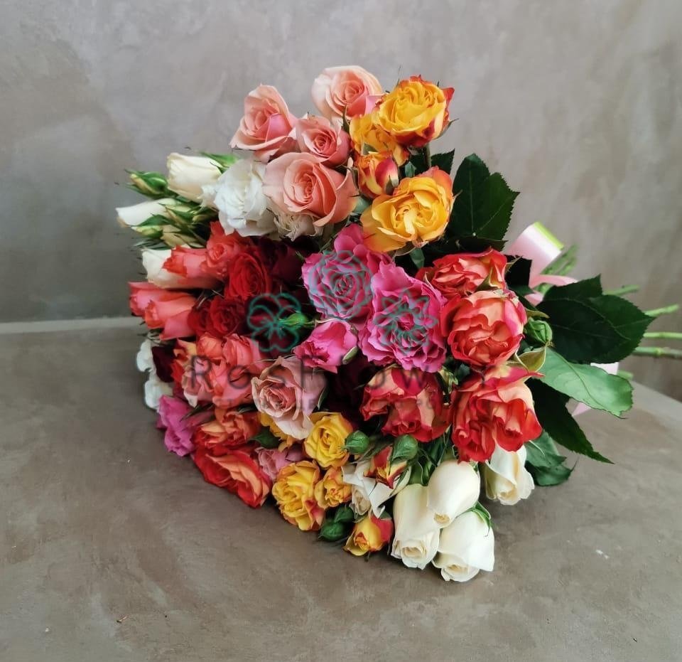 Букет цветов из: Розы в Староджерелиевской