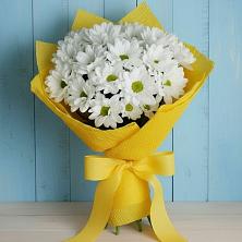 Букет цветов из:  Хризантемы в Староджерелиевской