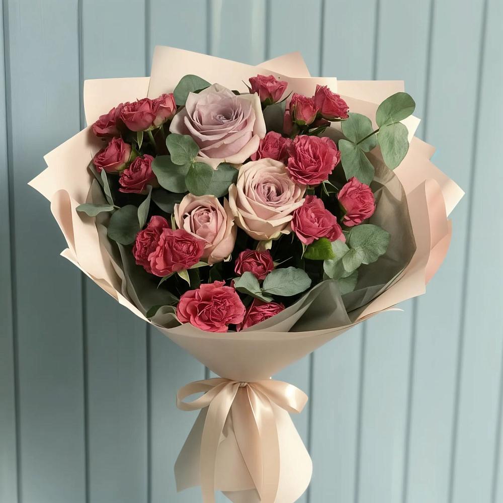 Букет цветов из: Гвоздики и Розы в Староджерелиевской