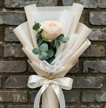 Букет цветов из:  Розы в Староджерелиевской