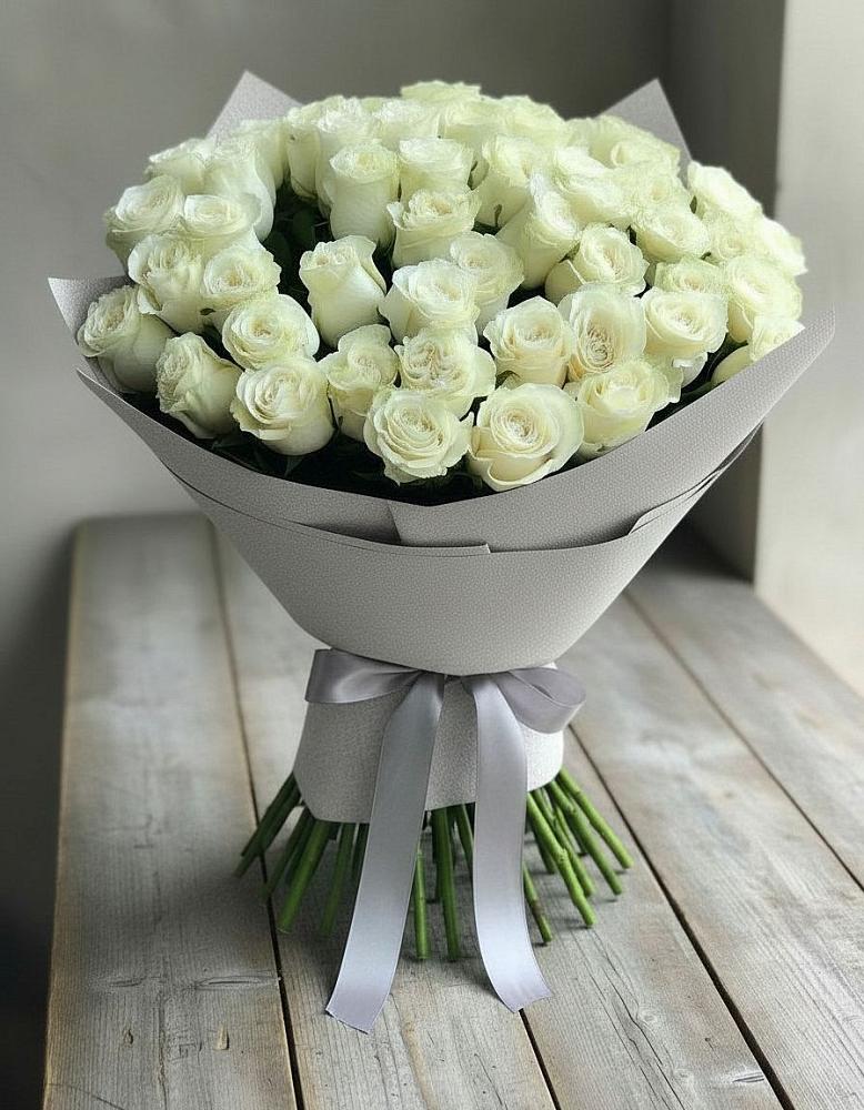 Букет 35 Белых роз в Староджерелиевской