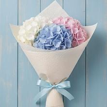 Букет цветов из:  Гортензия в Староджерелиевской