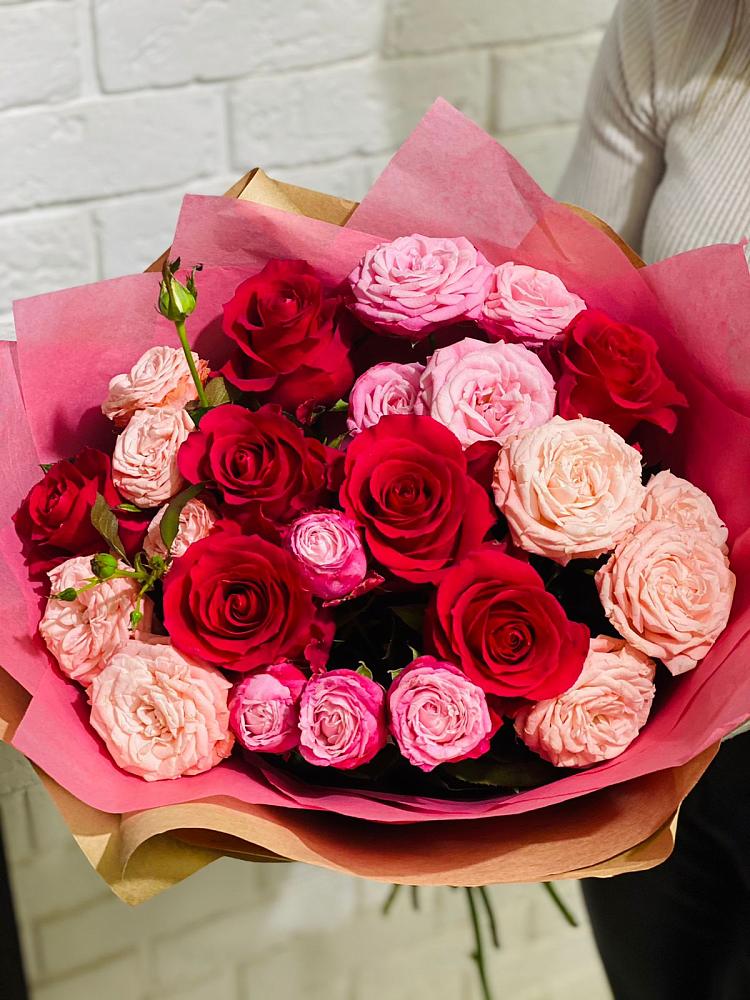 Букет цветов из: Розы в Староджерелиевской