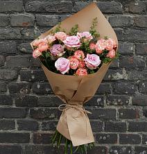 Букет цветов из:  Розы в Староджерелиевской