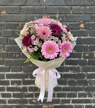 Букет цветов из:  Герберы и Хризантемы в Староджерелиевской