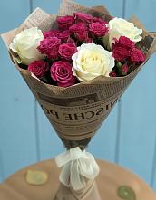 Букет цветов из:  Розы в Староджерелиевской