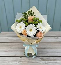 Букет цветов из:  Герберы, Розы и Хризантемы в Староджерелиевской
