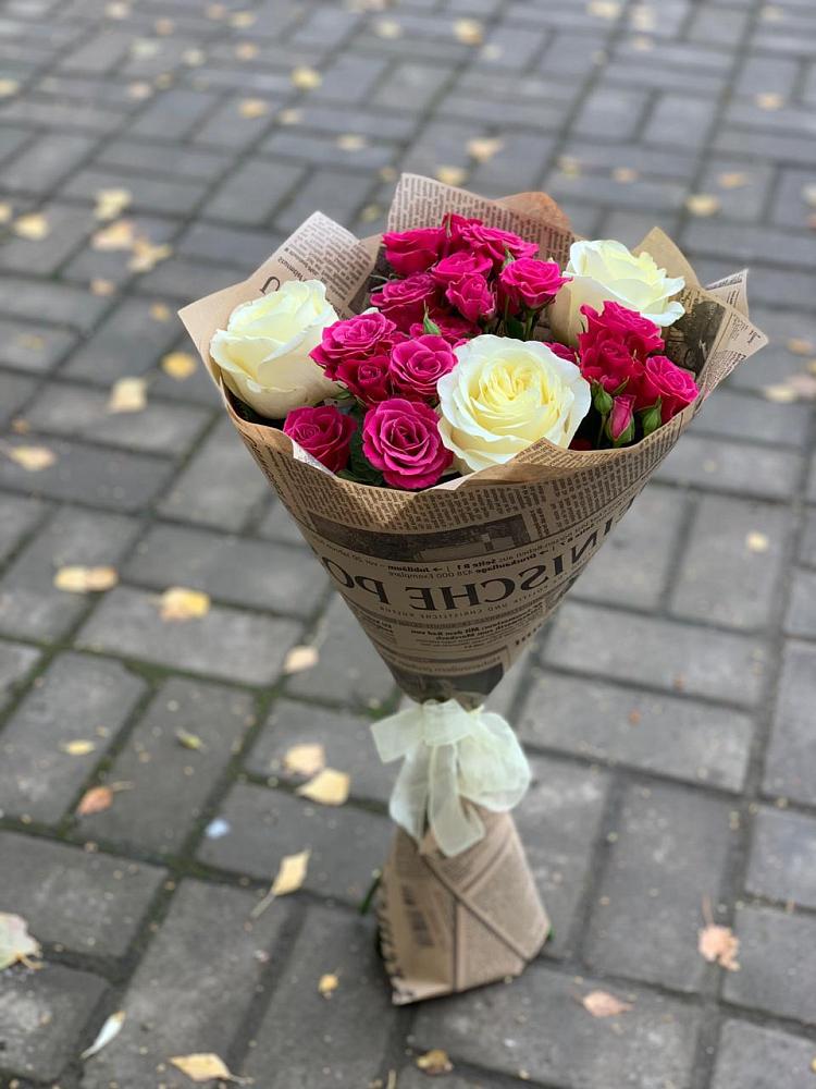 Букет цветов из: Розы в Староджерелиевской