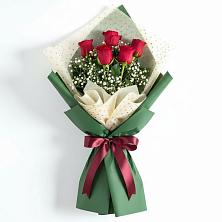 Букет цветов из:  Розы в Староджерелиевской
