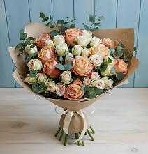 Букет цветов из:  Альстромерии и Розы в Староджерелиевской